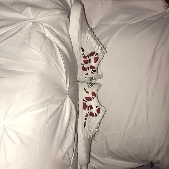 •HAND PAINTED VANS• - Picture 8 of 11